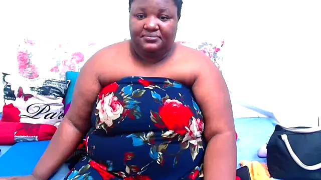 Snapshot of ChubbyBoobsxxx chatting on 21, 11, 2025 ChubbyBoobsxxx online show from 21, 11, 2025