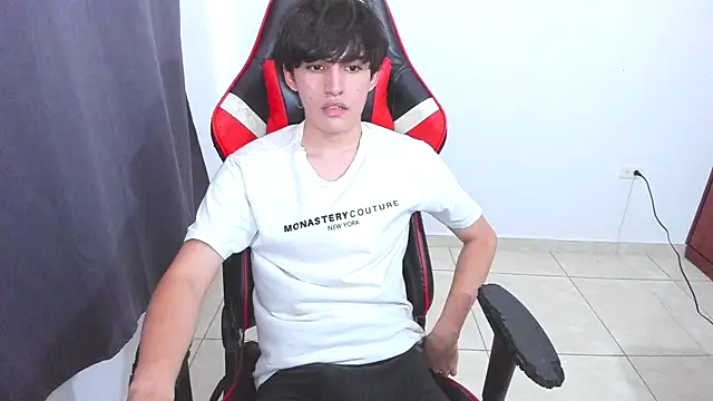 Snapshot of eren_188 chatting on 4, 10, 2025 eren 188 online show from 4, 10, 2025