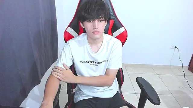 Snapshot of eren_188 chatting on 20, 10, 2025 eren 188 online show from 20, 10, 2025