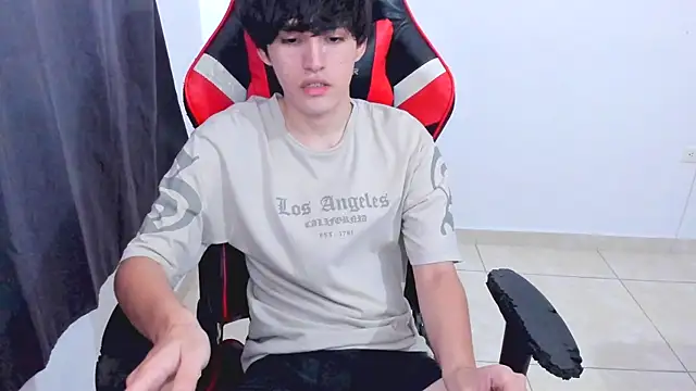 Snapshot of eren_188 chatting on 31, 10, 2025 eren 188 online show from 31, 10, 2025