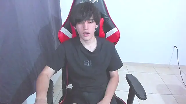 Snapshot of eren_188 chatting on 11, 11, 2025 eren 188 online show from 11, 11, 2025