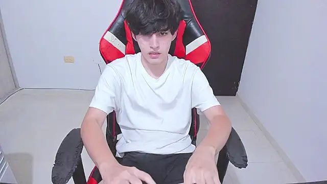 Snapshot of eren_188 chatting on 1, 2, 2026 eren 188 online show from 1, 2, 2026