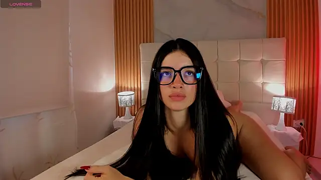 mia 2406  online show from 17, 4, 2026