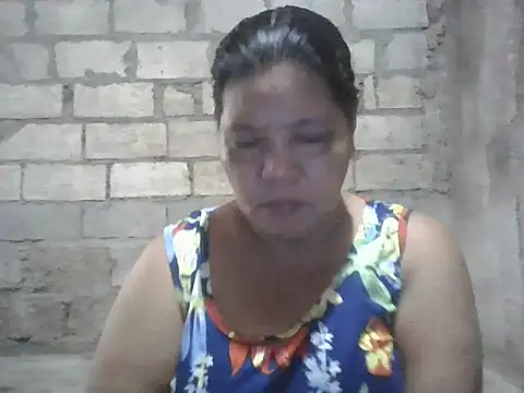 Snapshot of xxbernxxx chatting on 13, 10, 2025 xxbernxxx online show from 13, 10, 2025