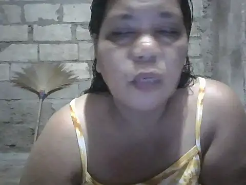 Snapshot of xxbernxxx chatting on 17, 10, 2025 xxbernxxx online show from 17, 10, 2025