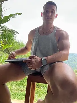 Marco Vega online show from 30, 10, 2025