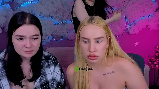 riley sanders online show from 7, 4, 2026