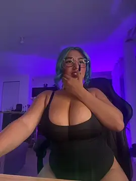 HATSUNE   online show from 15, 9, 2025