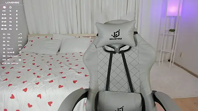 Snapshot of LiliaMoons chatting on 28, 9, 2025 LiliaMoons online show from 28, 9, 2025