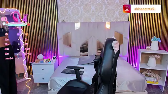 Shinedark tay1 online show from 20, 9, 2025