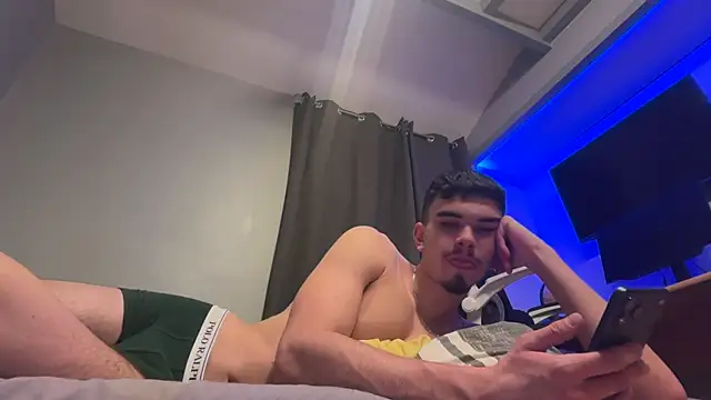 Snapshot of raph_pk69 chatting on 27, 2, 2026 raph pk69 online show from 27, 2, 2026