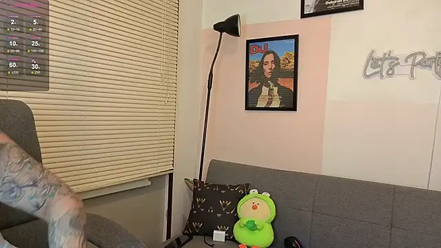 SujannaVarma  online show from 6, 11, 2025