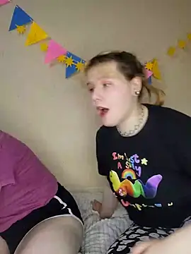 Snapshot of xrixsyx_and_ricky chatting on 30, 9, 2025 xrixsyx and ricky online show from 30, 9, 2025