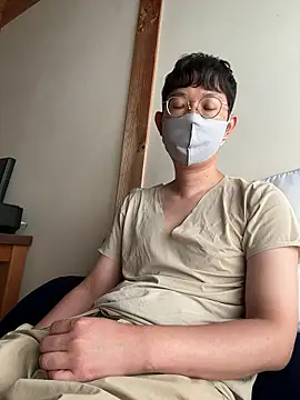 tom19899q online show from 17, 9, 2025