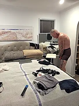 iamthepublickmasterbater online show from 28, 11, 2025