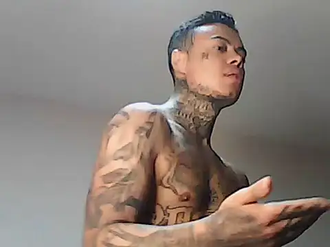 Snapshot of Buitrago_98 chatting on 19, 11, 2025 Buitrago 98 online show from 19, 11, 2025