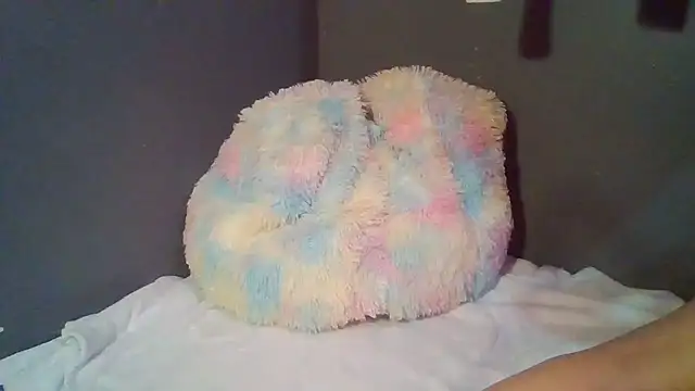 arianababyxo online show from 4, 10, 2025