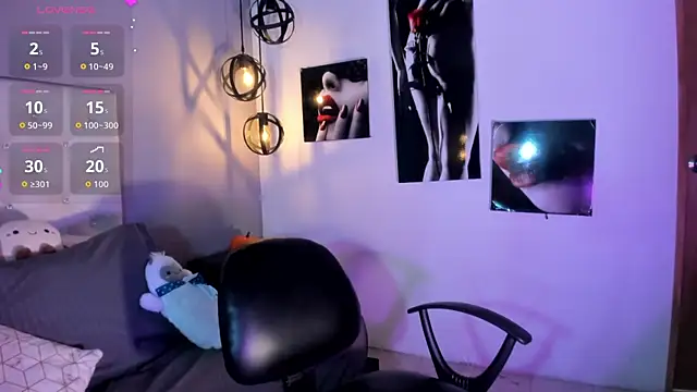 Snapshot of Nicollee_Heart chatting on 29, 10, 2025 Nicollee Heart online show from 29, 10, 2025