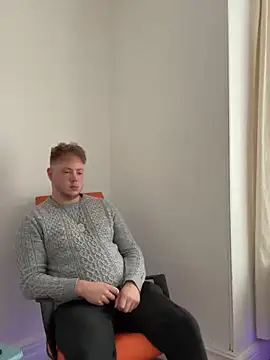 Snapshot of yourmaster2025 chatting on 17, 9, 2025 yourmaster2025 online show from 17, 9, 2025