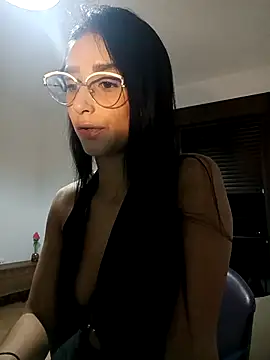 Snapshot of CandyFoxter_ chatting on 26, 9, 2025 CandyFoxter  online show from 26, 9, 2025