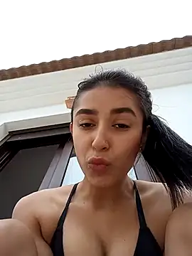 Snapshot of CandyFoxter_ chatting on 8, 10, 2025 CandyFoxter  online show from 8, 10, 2025