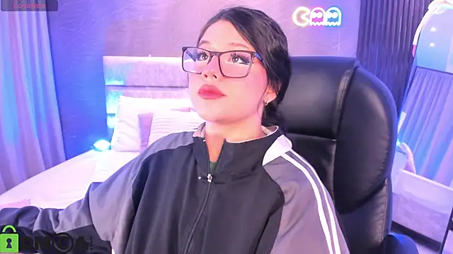 Snapshot of Dulcerose_01 chatting on 5, 4, 2026 Dulcerose 01 online show from 5, 4, 2026