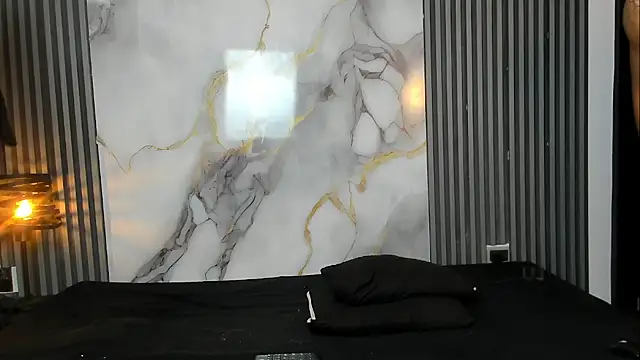 Snapshot of RihanandDrake chatting on 5, 10, 2025 RihanandDrake online show from 5, 10, 2025