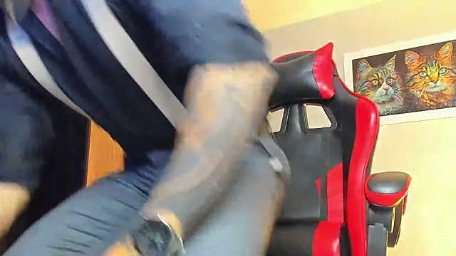 ALPHA DOMINUS  online show from 9, 11, 2025