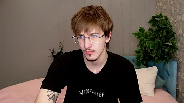 KiskaKurt online show from 23, 11, 2025