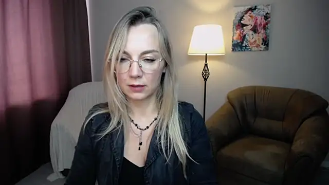 Ava Elior online show from 10, 9, 2025