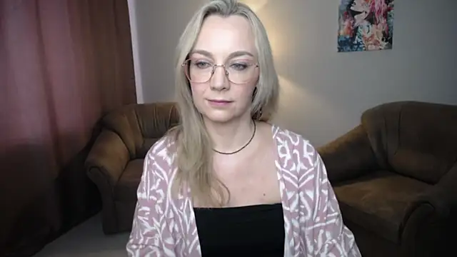 Snapshot of Ava_Elior chatting on 19, 7, 2026 Ava Elior online show from 19, 7, 2026