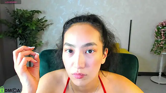 FlirtyAura online show from 21, 12, 2025