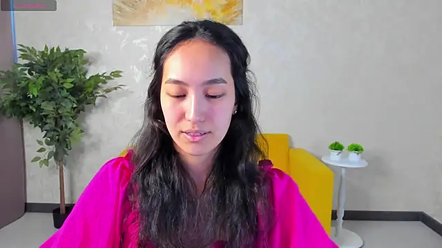 FlirtyAura online show from 11, 4, 2026