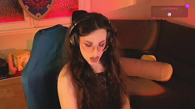 Zesty Peach online show from 29, 5, 2026