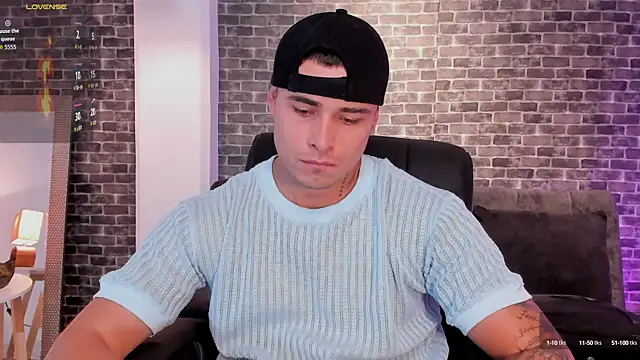 Snapshot of connorsmiith chatting on 10, 10, 2025 connorsmiith online show from 10, 10, 2025