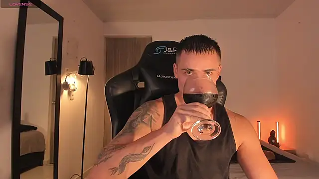 Snapshot of connorsmiith chatting on 12, 7, 2026 connorsmiith online show from 12, 7, 2026