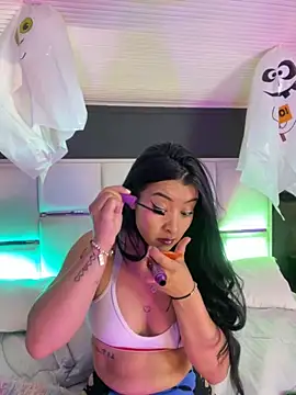 BellaFernandez   online show from 29, 10, 2025