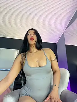 BellaFernandez   online show from 15, 12, 2025