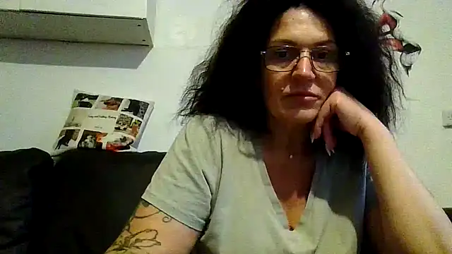 Snapshot of RubyyRosee chatting on 12, 6, 2026 RubyyRosee online show from 12, 6, 2026