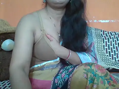 Snapshot of Marathi_q4een01 chatting on 31, 10, 2025 Marathi q4een01 online show from 31, 10, 2025