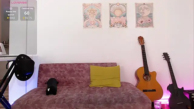 Susanahendrix online show from 28, 9, 2025