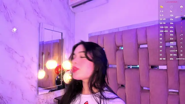 KateLee online show from 1, 12, 2025