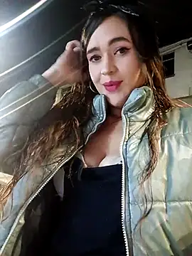Snapshot of miss_berlyn chatting on 11, 10, 2025 miss berlyn online show from 11, 10, 2025