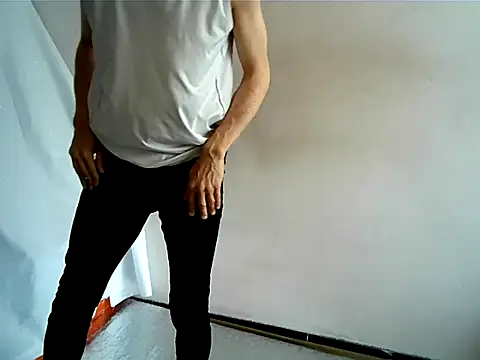 Snapshot of matrix70016 chatting on 12, 9, 2025 matrix70016 online show from 12, 9, 2025