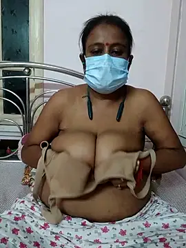 Snapshot of Barna_Love chatting on 10, 9, 2025 Barna Love online show from 10, 9, 2025