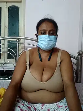 Snapshot of Barna_Love chatting on 15, 9, 2025 Barna Love online show from 15, 9, 2025