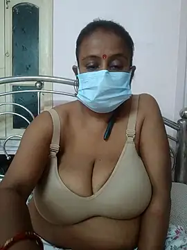 Snapshot of Barna_Love chatting on 14, 11, 2025 Barna Love online show from 14, 11, 2025