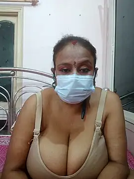 Snapshot of Barna_Love chatting on 13, 2, 2026 Barna Love online show from 13, 2, 2026