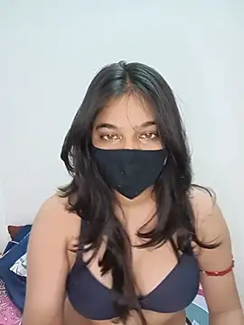Snapshot of Snehabeauti chatting on 17, 6, 2026 Snehabeauti online show from 17, 6, 2026