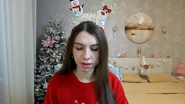 Snapshot of KellyShines chatting on 22, 12, 2025 KellyShines online show from 22, 12, 2025